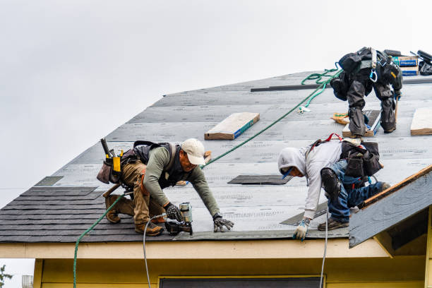 Professional Gutter Installation technician working in Valencia, PA